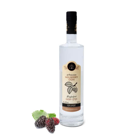 桑葚果汁发酵伏特加亚美尼亚原瓶进口40度500ml水果酒
